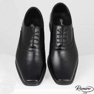 Zapato Negro Con Cordón